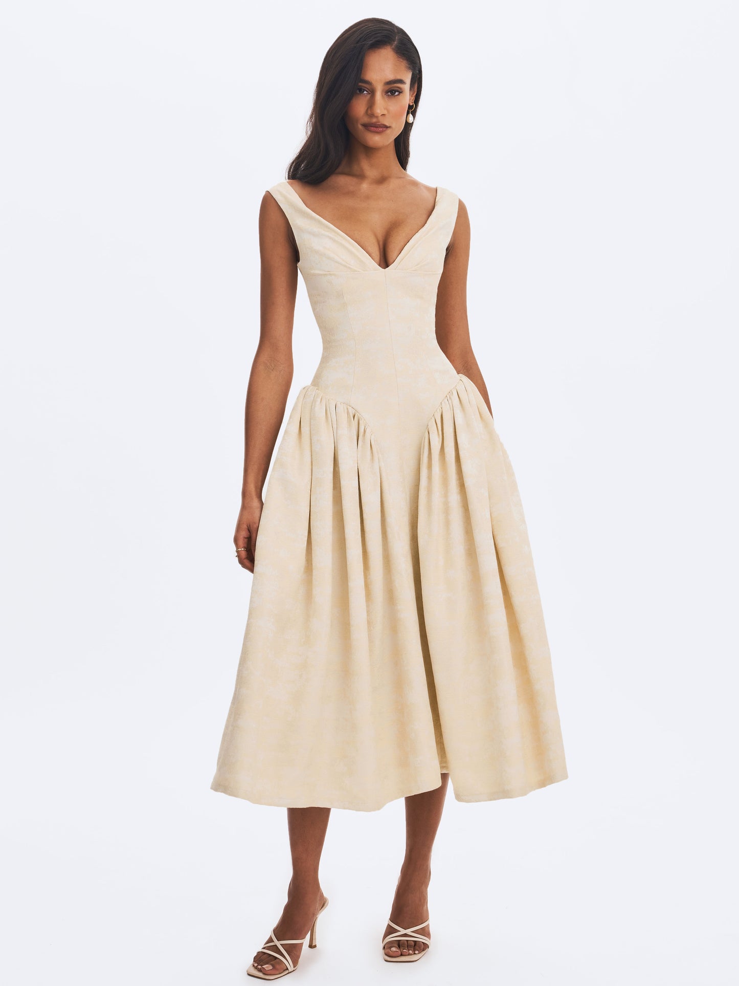 Chelsea Ivory Jacquard Ruched Bust Sweetheart Midi Dress