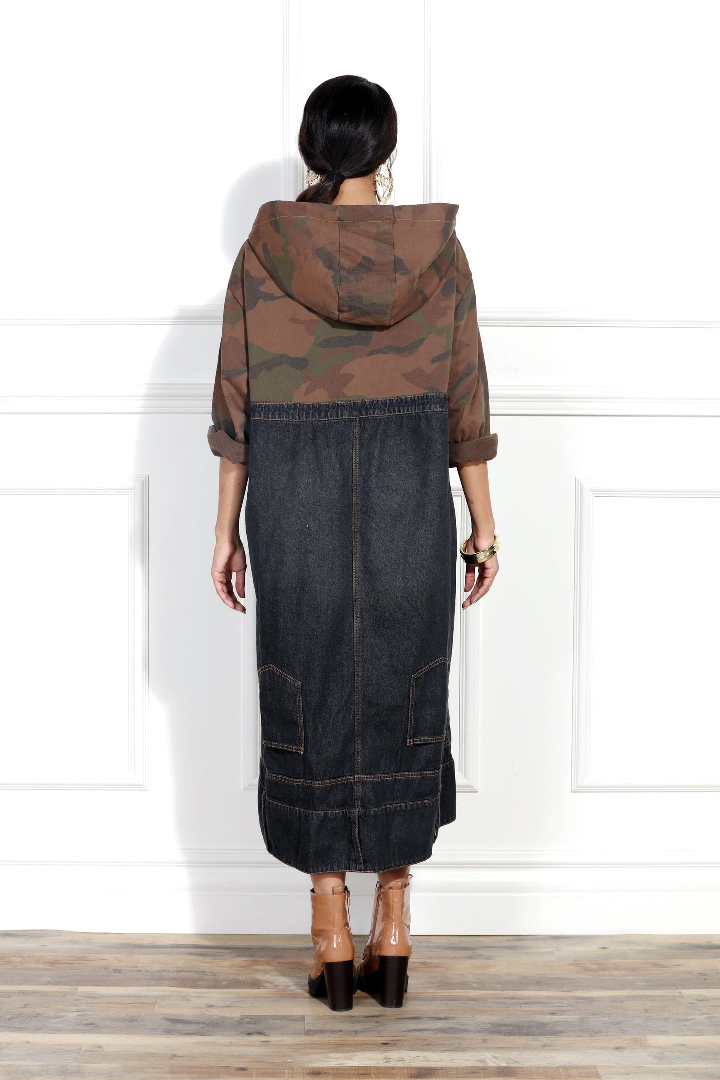 Luxe Moda, - Style LM-468