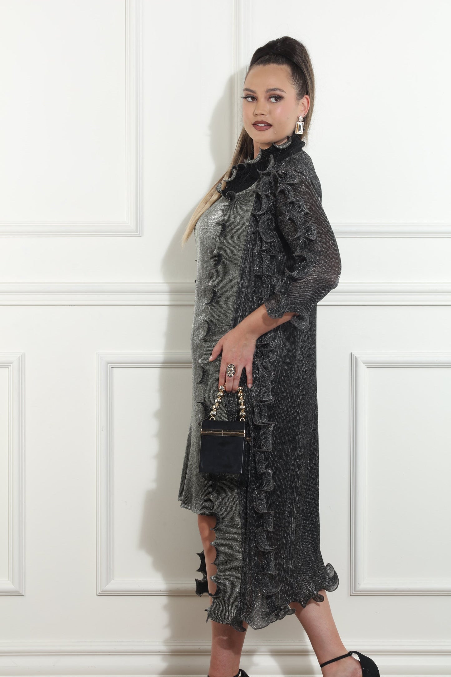 Luxe Moda, - Style LM-468