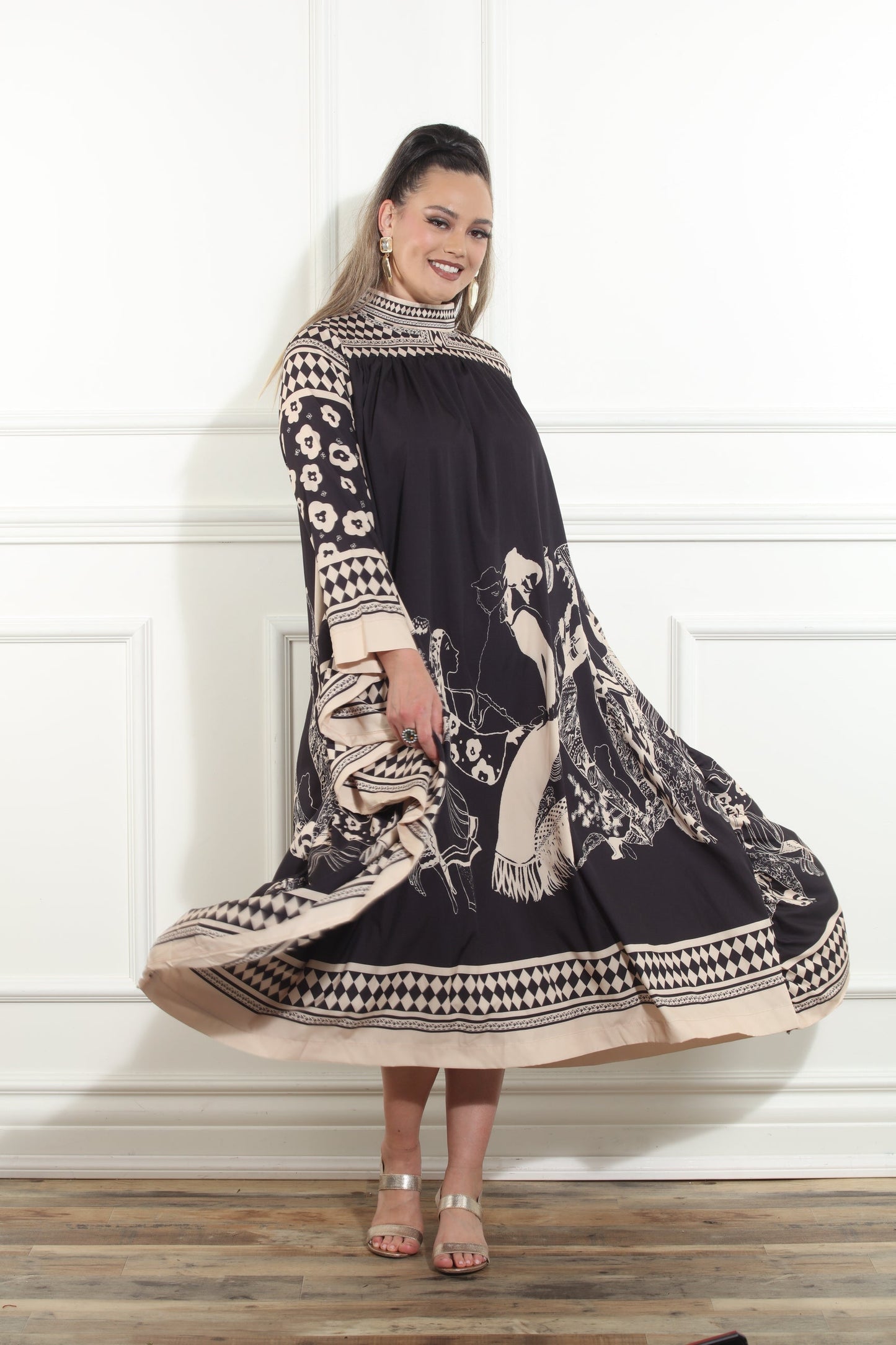 Luxe Moda, - Style LM-472