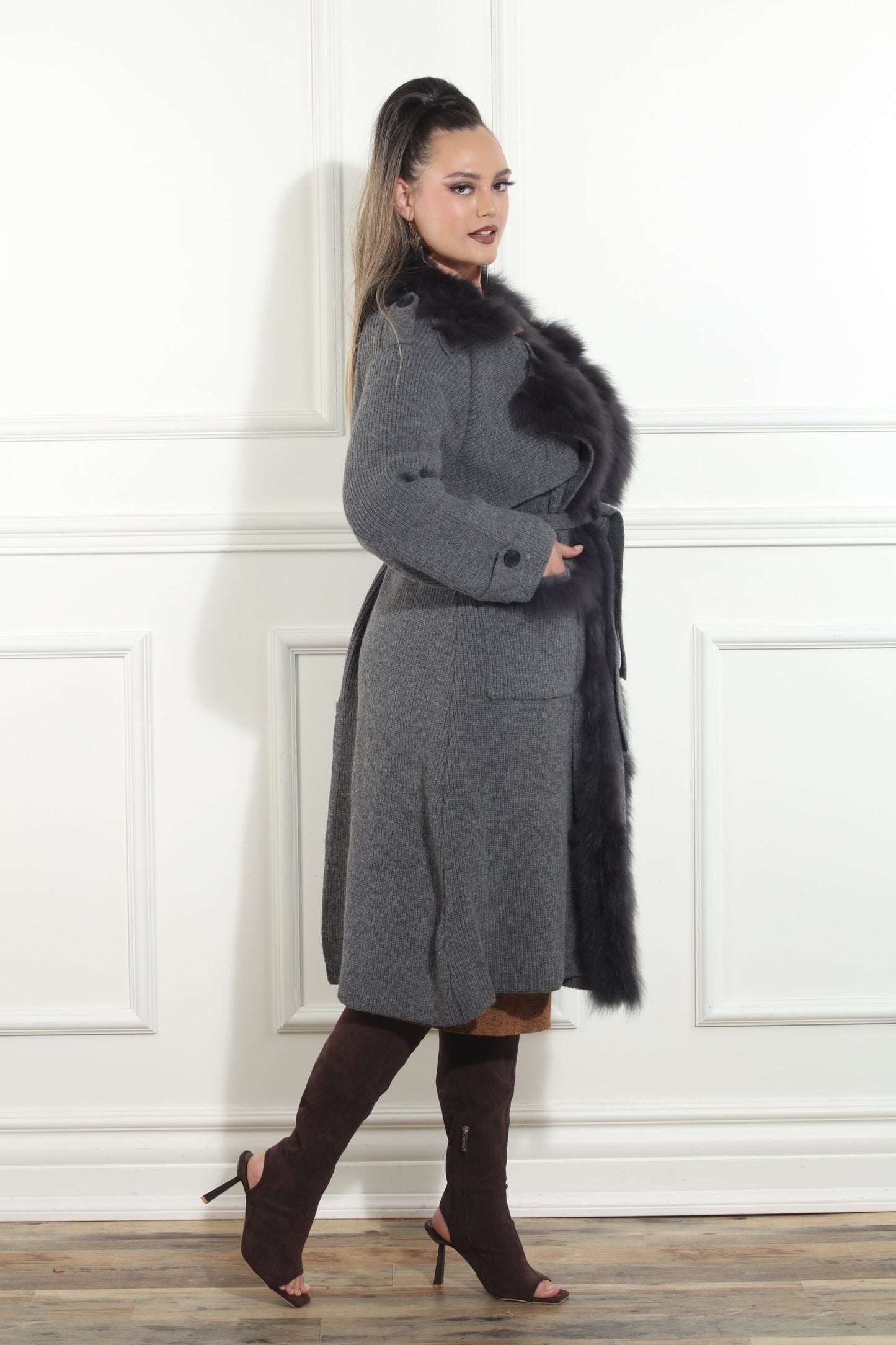 Luxe Moda, - Style LM-490