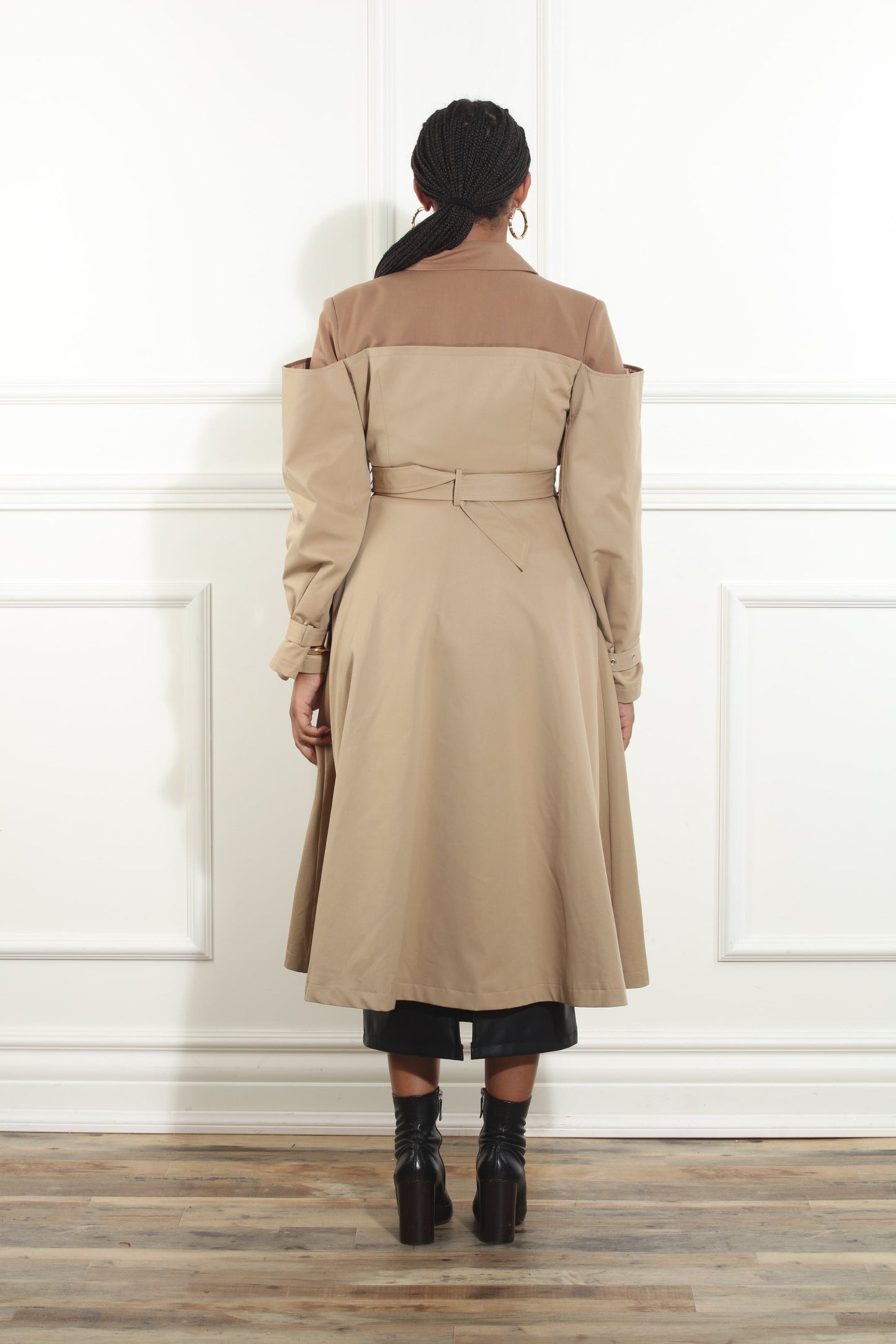 Luxe Moda,  - Style LM-476