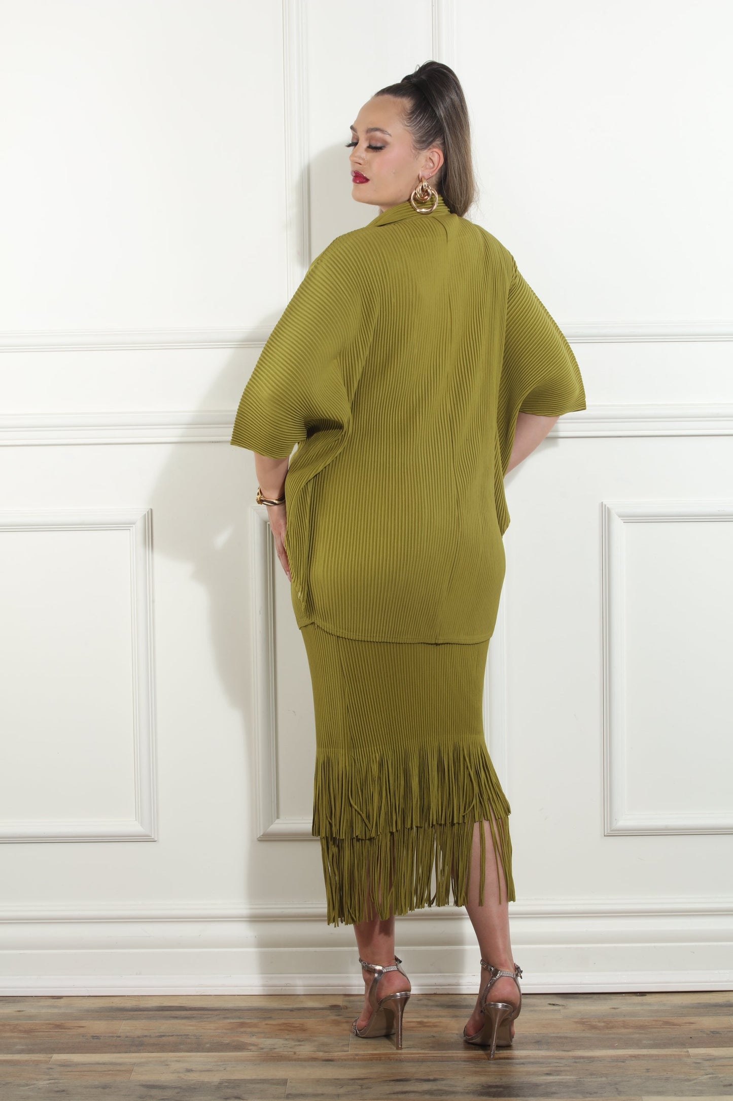 Luxe Moda,  - Style LM-482