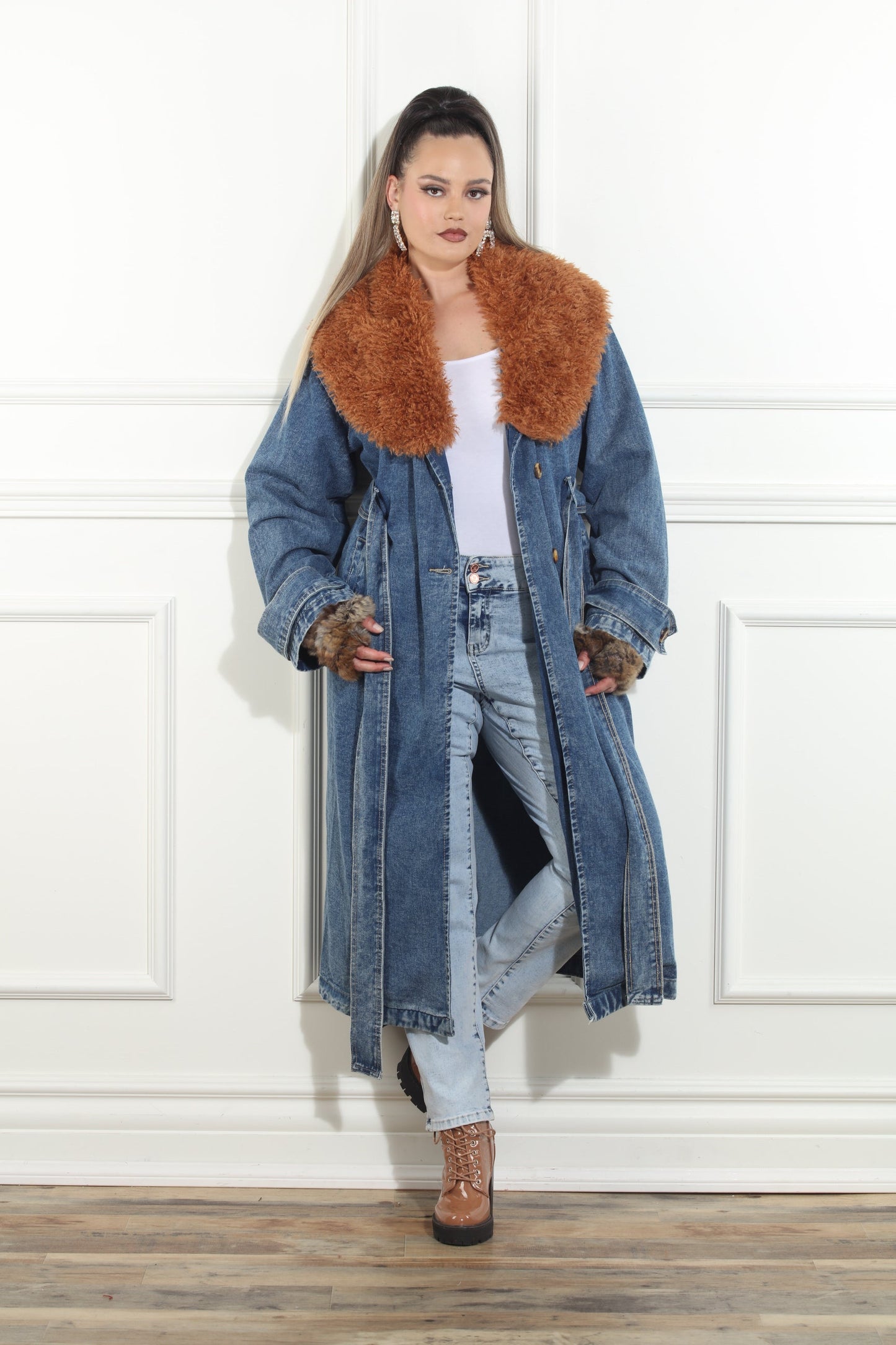 Luxe Moda,  - Style LM-488